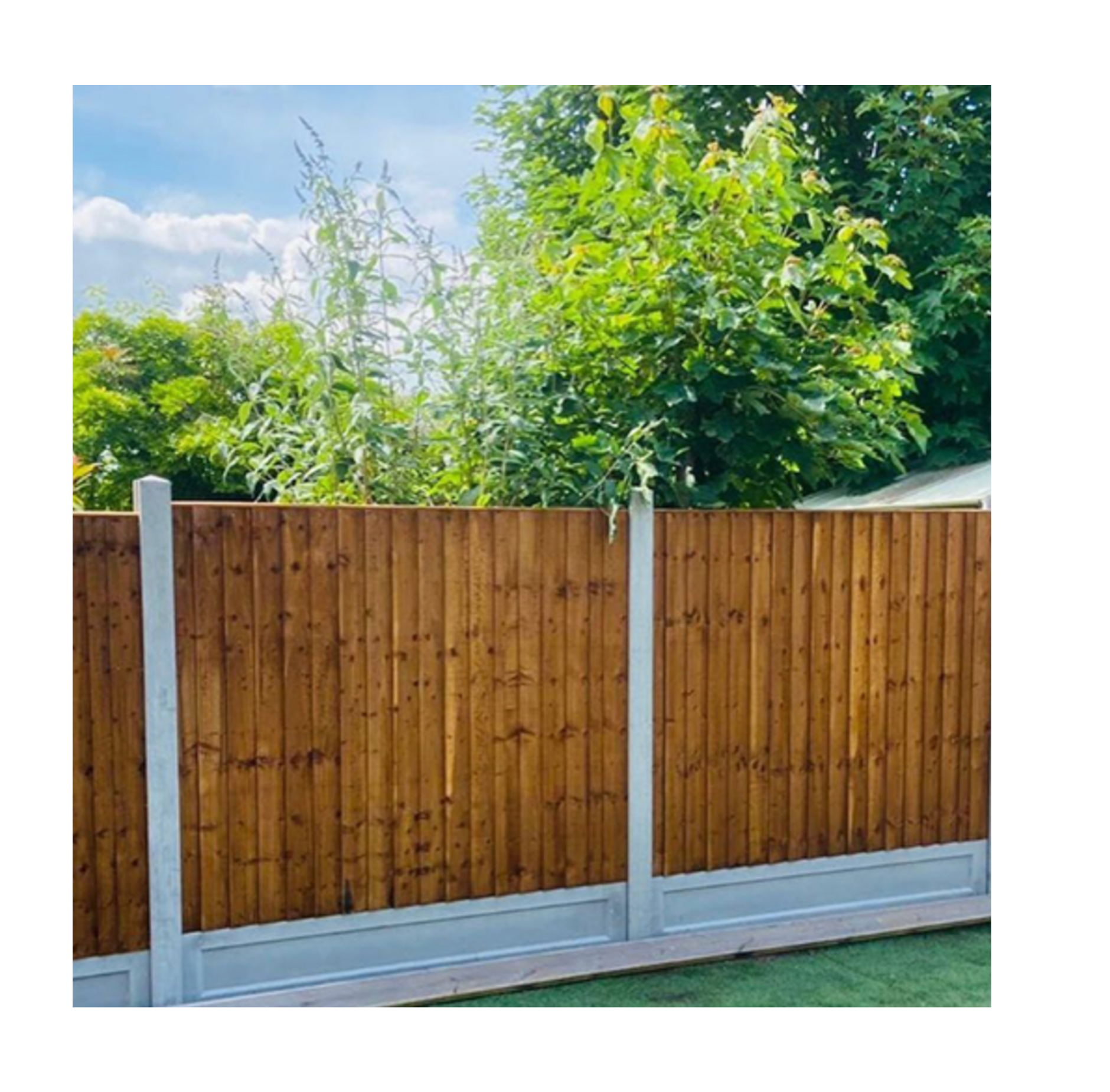 Charfleets Fencing | We supply, deliver and fit all aspects of Quality Fencing at TRADE PRICES | T: 01268 696 930 | FAST Delivery across Essex, Herts, Kent, London & Surrey | www.charfleetsfencing.co.uk Charfleets Fencing